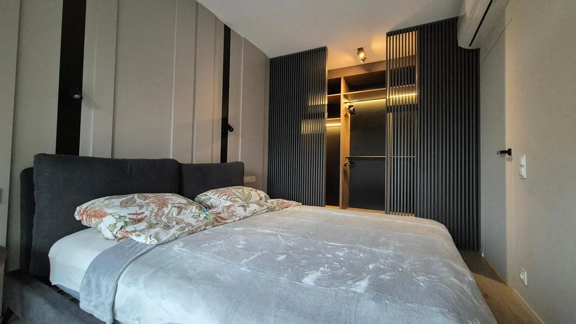 Apartment Luxurious Vanilla Apartment, Self Check-In 24H, Parking, Air-Conditioning Poznan